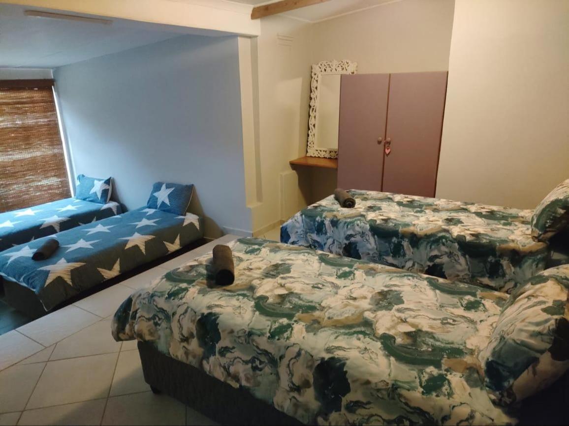 Blue Mountain Farm Lodge, Cabins & Cottages Swellendam Værelse billede
